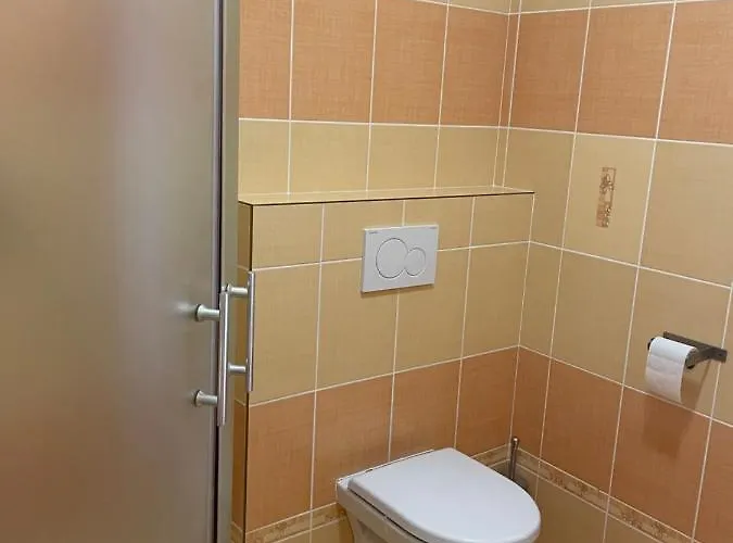 Adama Pro 3* Зноймо