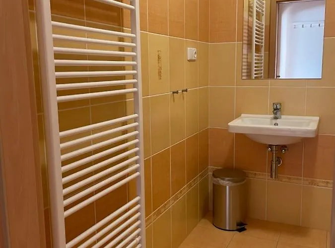 Adama Pro Affittacamere